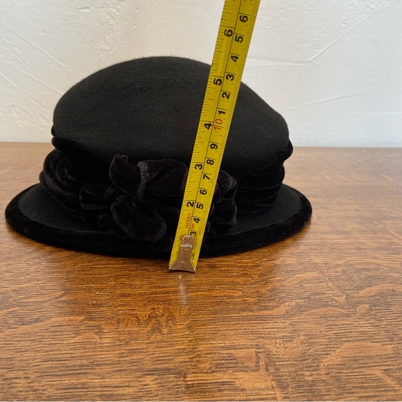 VINTAGE WOOL BLACK WOMENS BOW RIBBON BOWLER CLARA BOW RETRO HAT - Picture 12 of 16